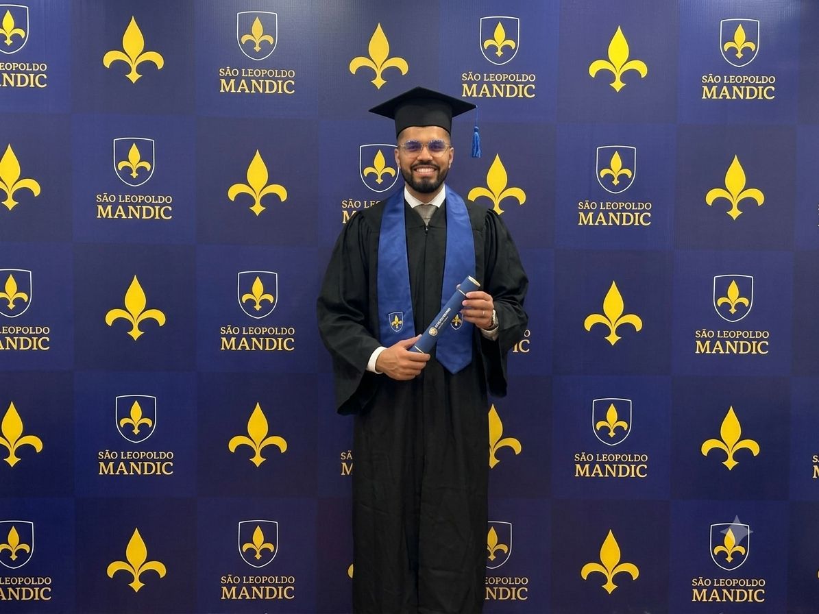 Dr. Wahaj Anees